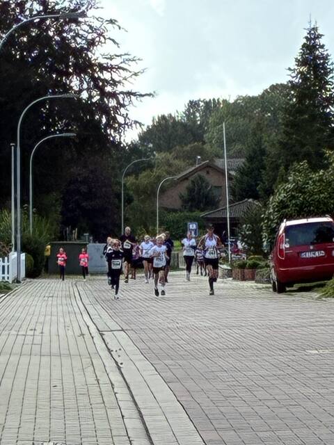 Hennstedter Spendenlauf 2026 – Impression