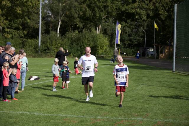 Hennstedter Spendenlauf 2026 – Impression